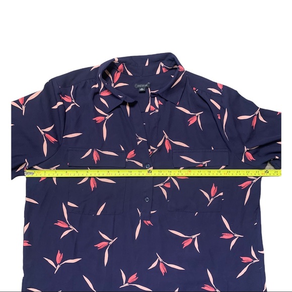 Ann Taylor Sheer Navy Collared Pink Floral Print - Picture 4 of 7